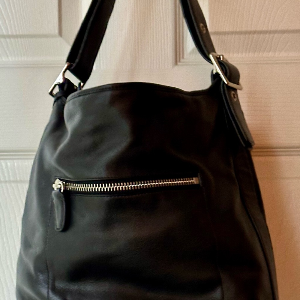 Coach Black Leather Bucket Shoulder Bag w/Tassel - Picture 3 of 7